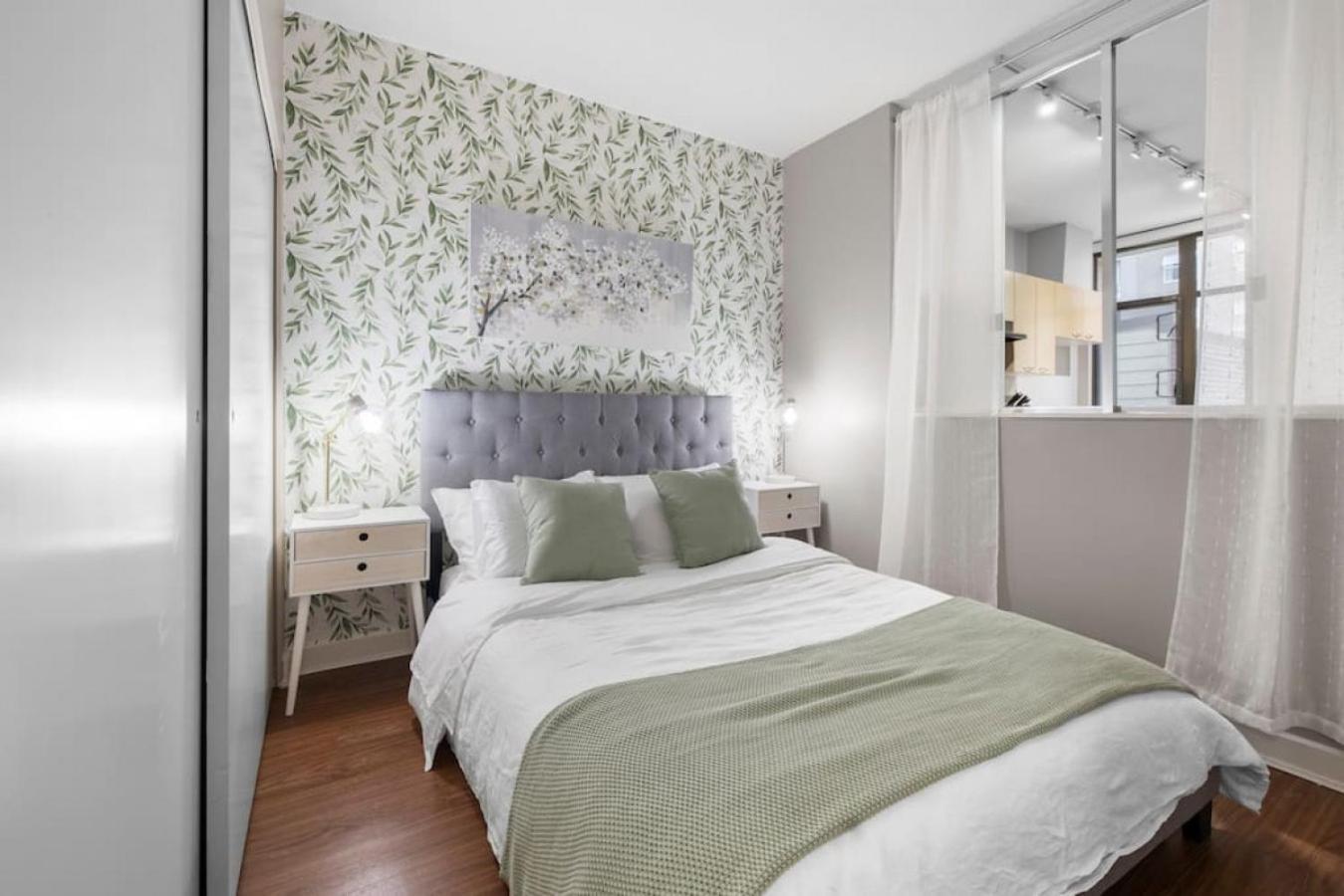 Top Floor Unit On Granville Strip Yaletown Area Vancouver Exteriör bild